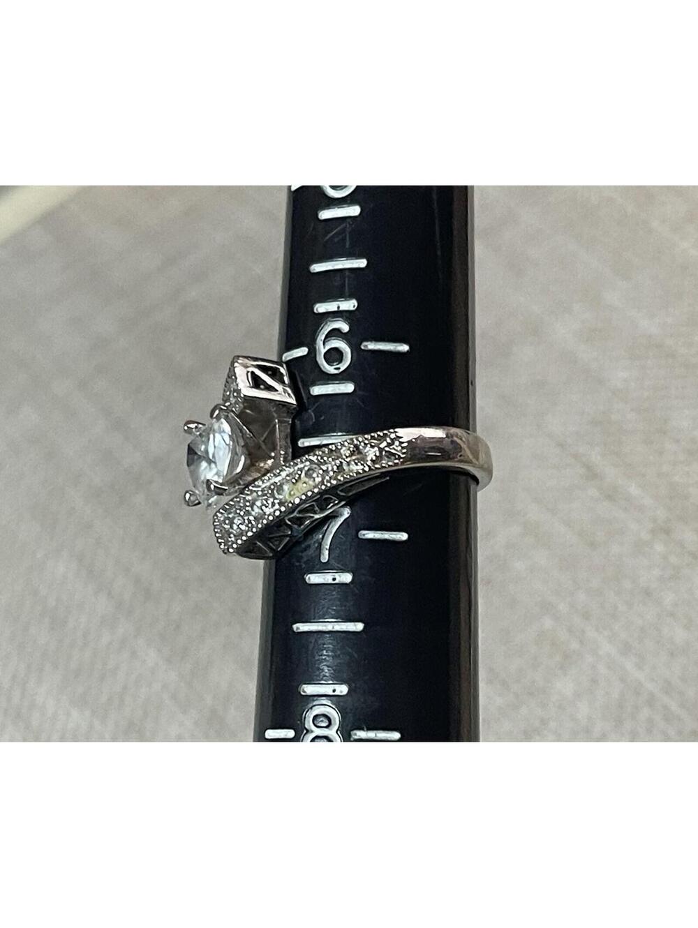 Sterling Silver Heart CZ Bypass Ring with Clear Crystal Accent Stones Size 6.75 - Picture 4 of 9